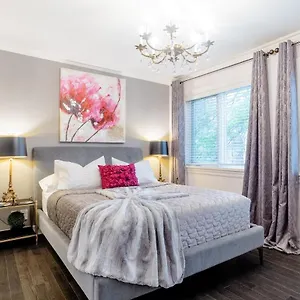 Gasthuis Downtown Luxury Victorian Retreat